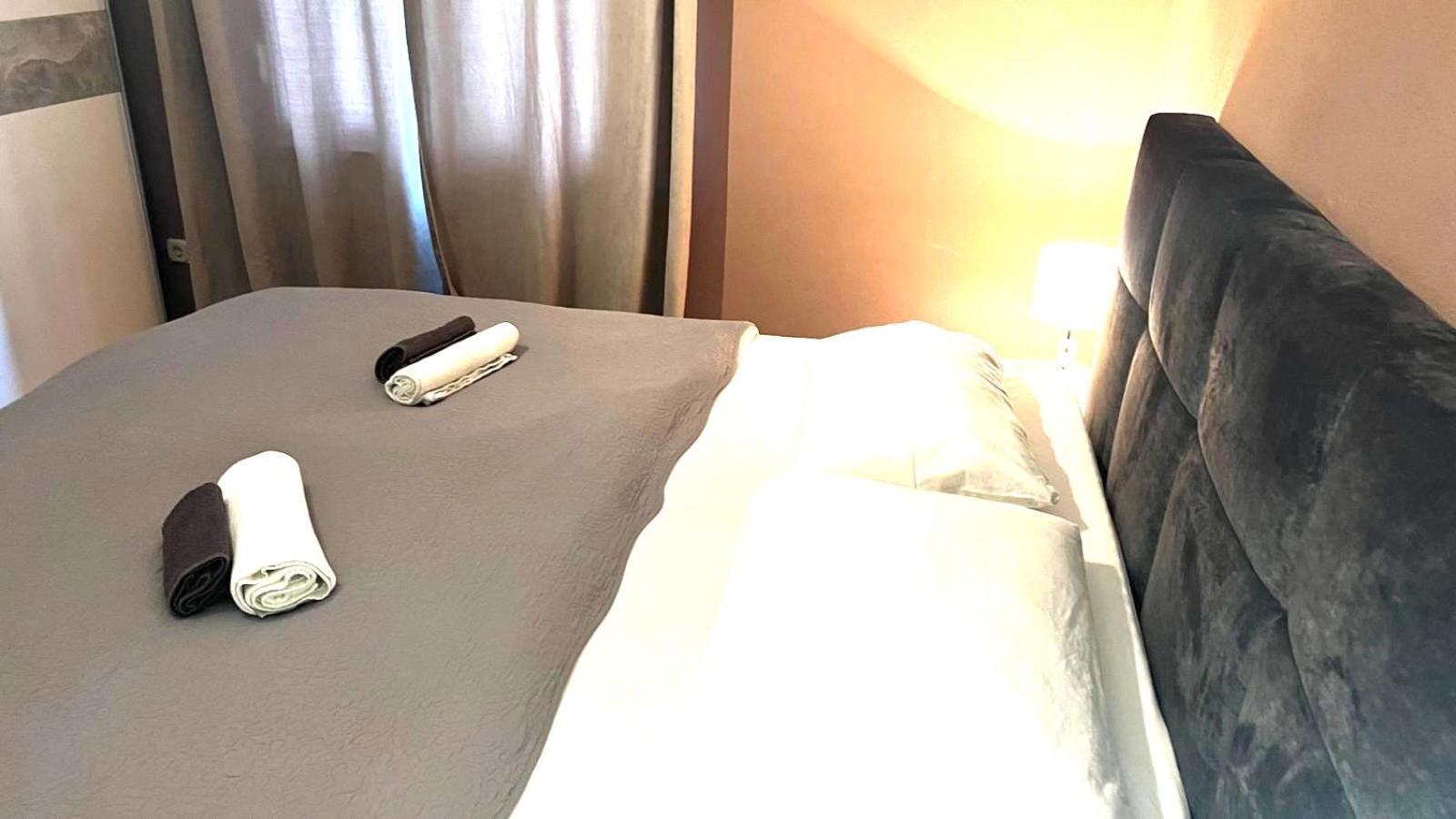 Apartman Nika Sa Jacuzzijem Zadar Buitenkant foto