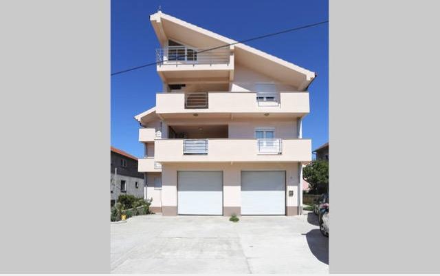 Apartman Nika Sa Jacuzzijem Zadar Buitenkant foto